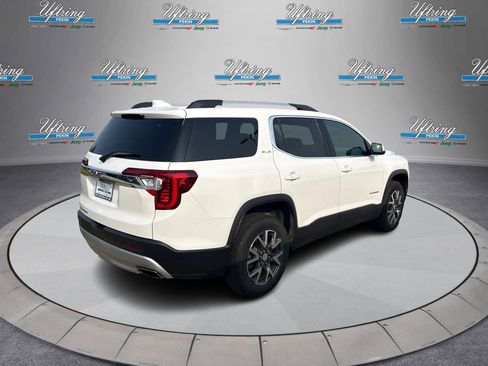 Used 2023 GMC Acadia SLE w/ Driver Convenience Package image 3