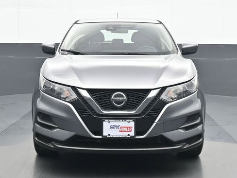 Used 2020 Nissan Rogue Sport S image 1