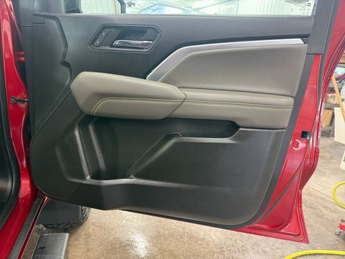 Used 2023 Chevrolet Colorado ZR2 AWD/4WD image 25