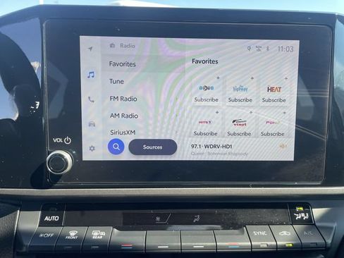 Used 2025 Toyota Camry LE FWD image 24