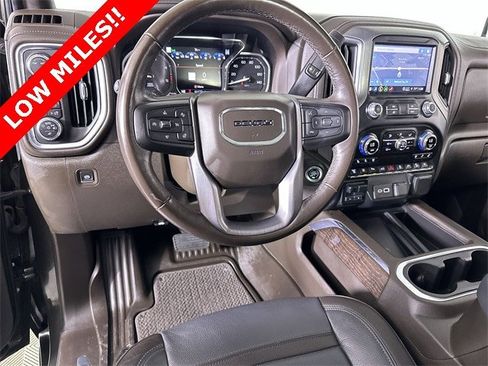 Used 2022 GMC Sierra 2500 Denali w/ Denali Ultimate Package image 21