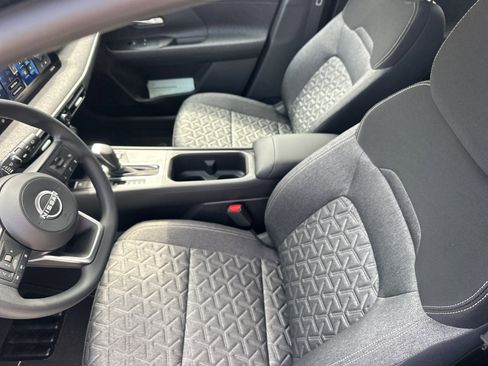 New 2026 Nissan Kicks SV FWD image 17