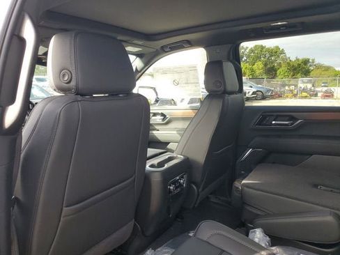 New 2026 GMC Yukon XL Denali image 10