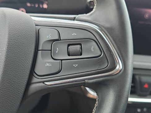Used 2024 Buick Encore GX Preferred FWD image 19