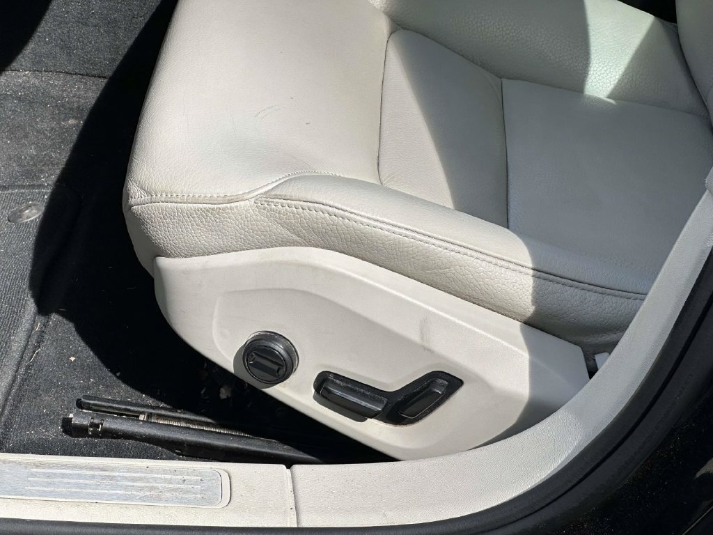 Used 2019 Volvo S60 T6 Momentum w/ Premium Package AWD/4WD image 16