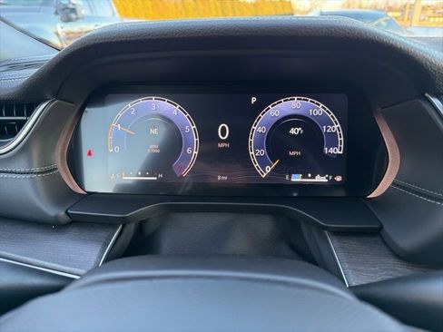 New 2025 Jeep Grand Cherokee Limited image 12