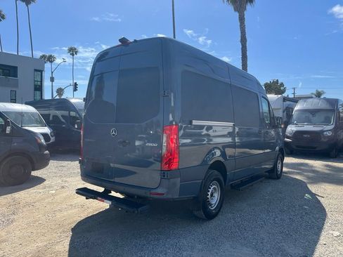 Used 2019 Mercedes-Benz Sprinter 144 image 3