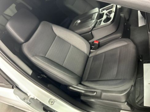 Used 2025 Chevrolet Silverado 1500 LT image 25