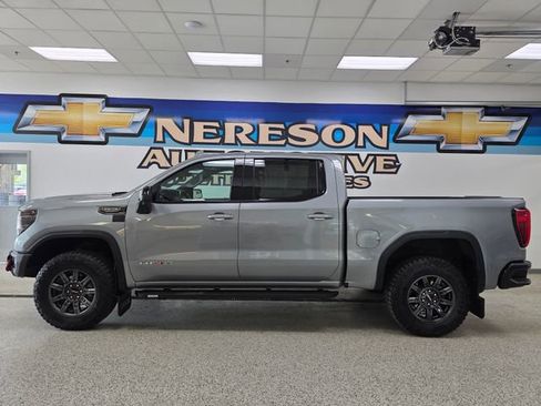 Used 2024 GMC Sierra 1500 AT4X AWD/4WD image 5