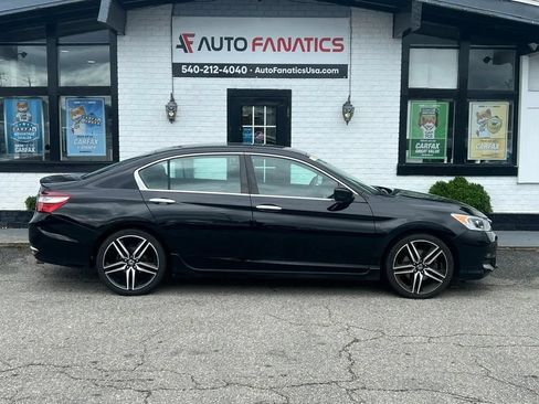 Used 2017 Honda Accord Sport image 1