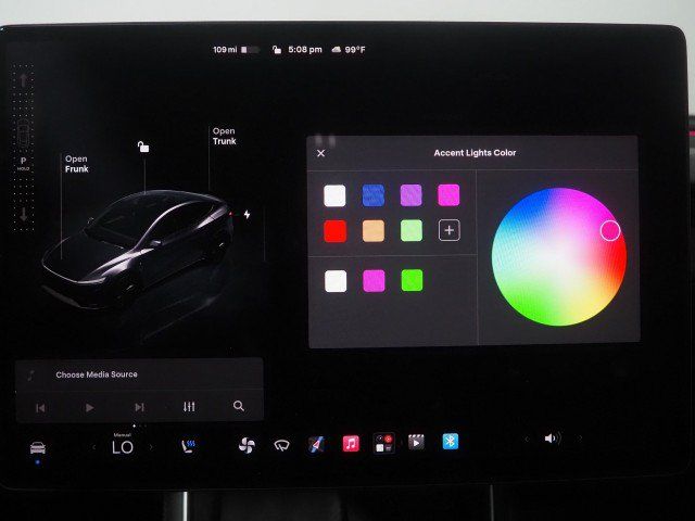 Used 2026 Tesla Model Y Long Range RWD image 40