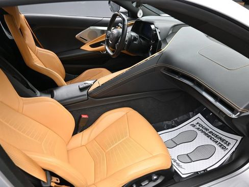 Used 2020 Chevrolet Corvette Stingray Preferred Cpe w/ 2LT Preferred Equipment Group RWD image 30