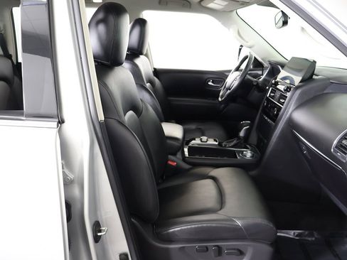 Used 2021 Nissan Armada SV w/ SV Appearance Package image 30