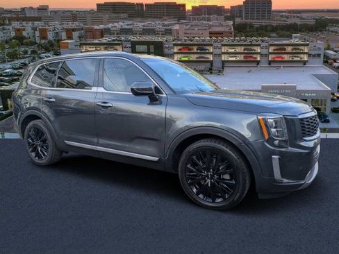 Used 2022 Kia Telluride SX image 1