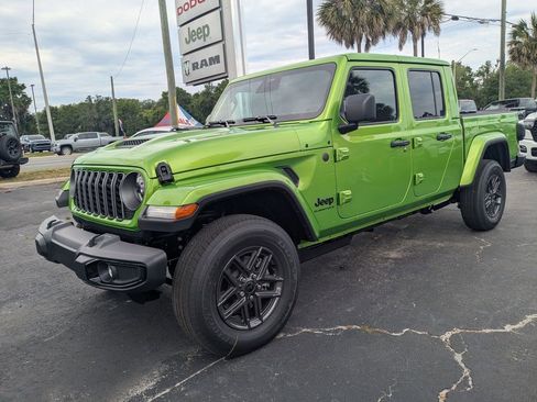 New 2026 Jeep Gladiator Sport AWD/4WD image 34