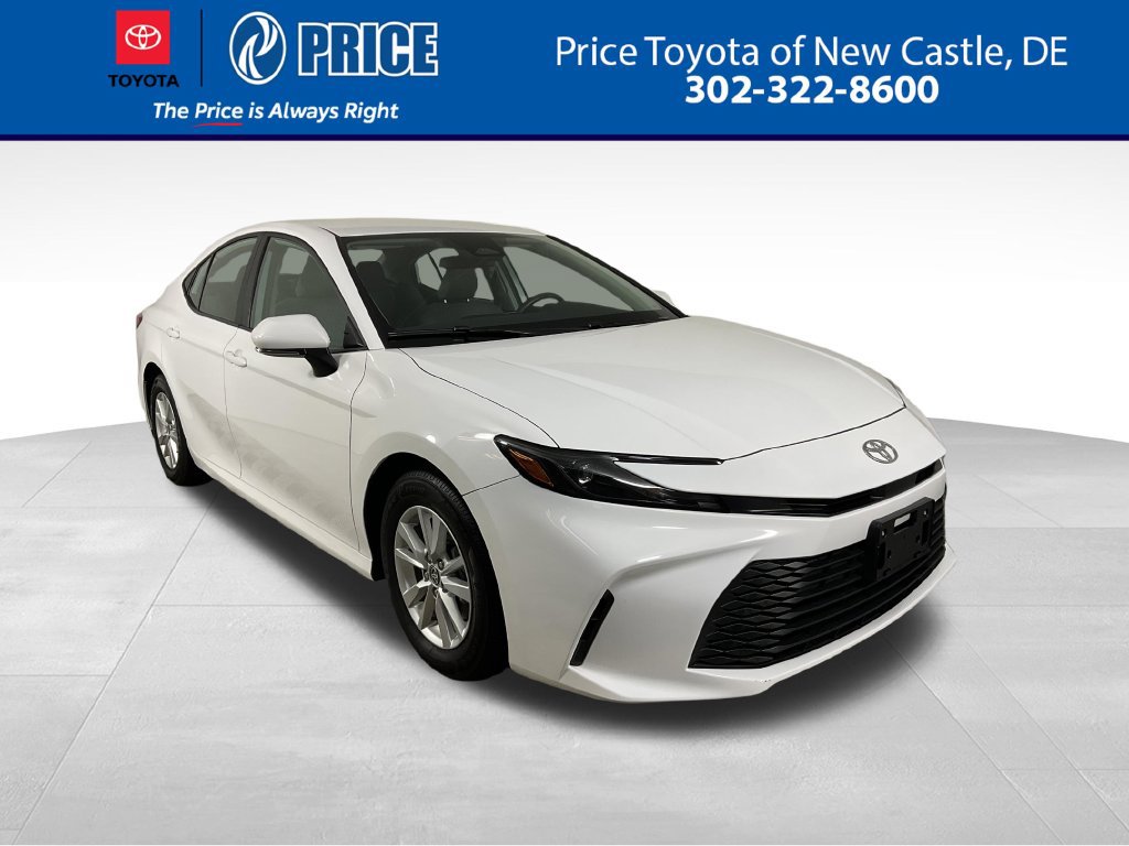 Used 2025 Toyota Camry LE FWD image 1