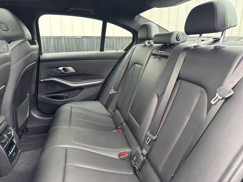 Used 2023 BMW 330e xDrive w/ Premium Package AWD/4WD image 17