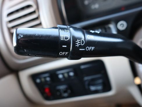 Used 1999 Toyota Land Cruiser image 33