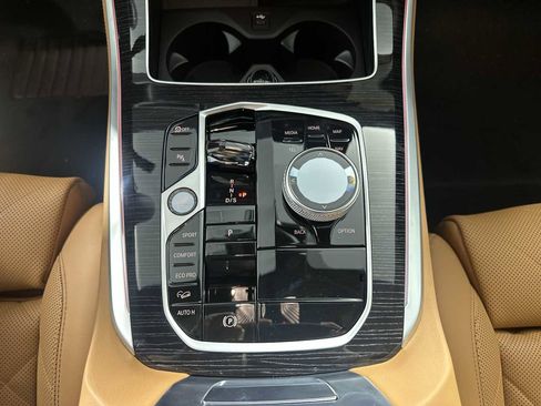 New 2026 BMW X5 M60i image 17