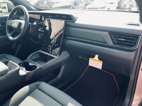 New 2026 GMC Terrain AT4 w/ Technology Package II image 28