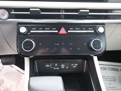 Used 2025 Hyundai Tucson SEL image 12