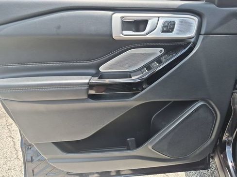 Used 2021 Ford Explorer ST w/ Equipment Group 401A AWD/4WD image 9