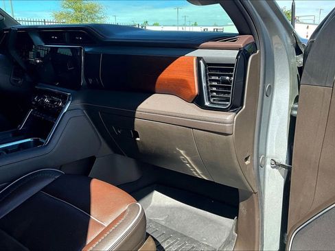 Used 2024 GMC Sierra 2500 Denali w/ Technology Package image 21