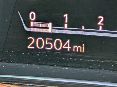 Used 2023 Cadillac Escalade Premium Luxury image 26