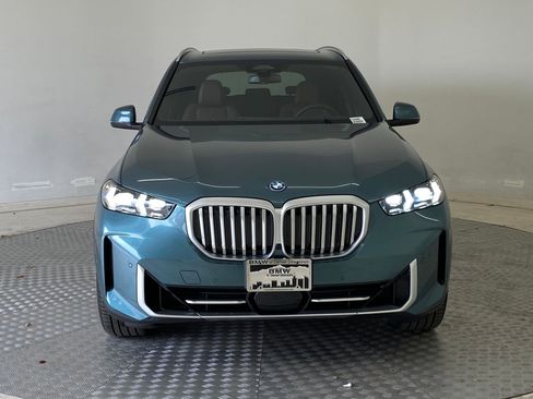 New 2026 BMW X5 xDrive50e w/ Premium Package image 6