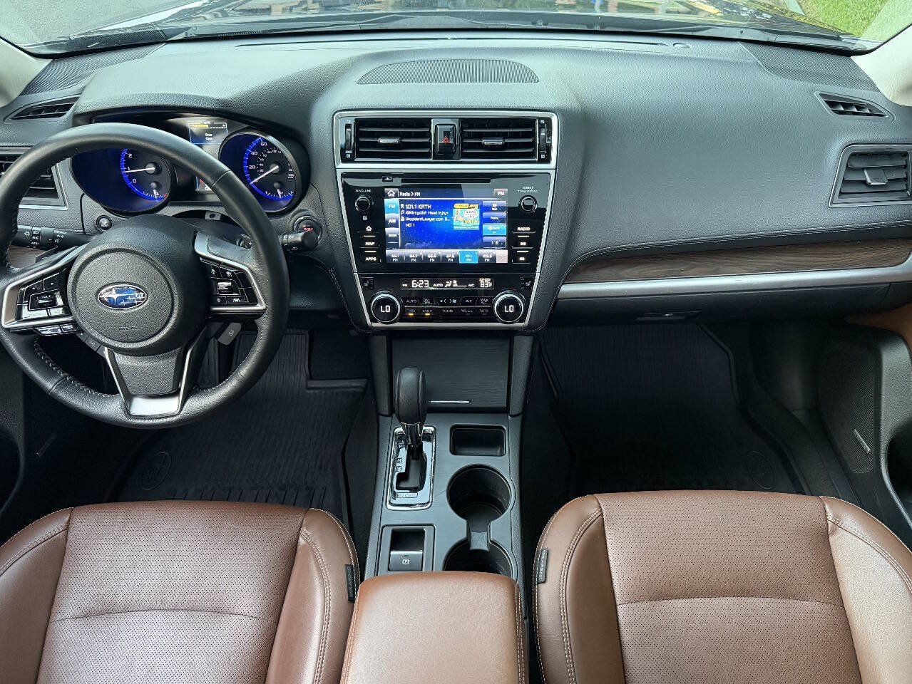 Used 2018 Subaru Outback 2.5i Touring AWD/4WD image 23