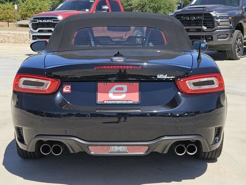 Used 2019 FIAT 124 Spider Abarth w/ Convenience Group RWD image 7