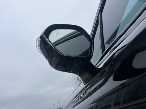 Used 2023 Lincoln Corsair AWD w/ Equipment Group 101A image 43