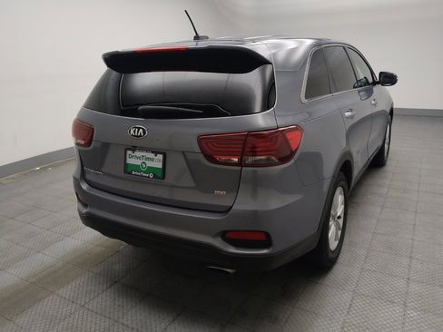 Used 2020 Kia Sorento L FWD image 9