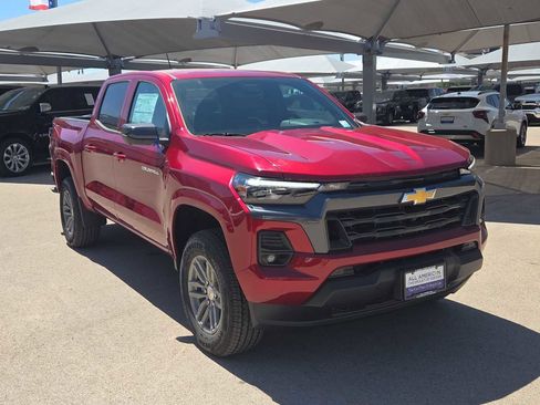 New 2026 Chevrolet Colorado LT w/ LT Convenience Package AWD/4WD image 2