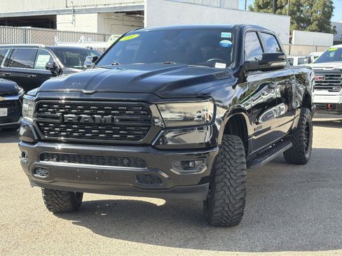 Used 2023 RAM 1500 Big Horn AWD/4WD image 3