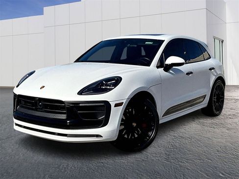 Used 2023 Porsche Macan GTS image 1