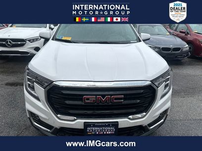 Used 2024 GMC Terrain SLE