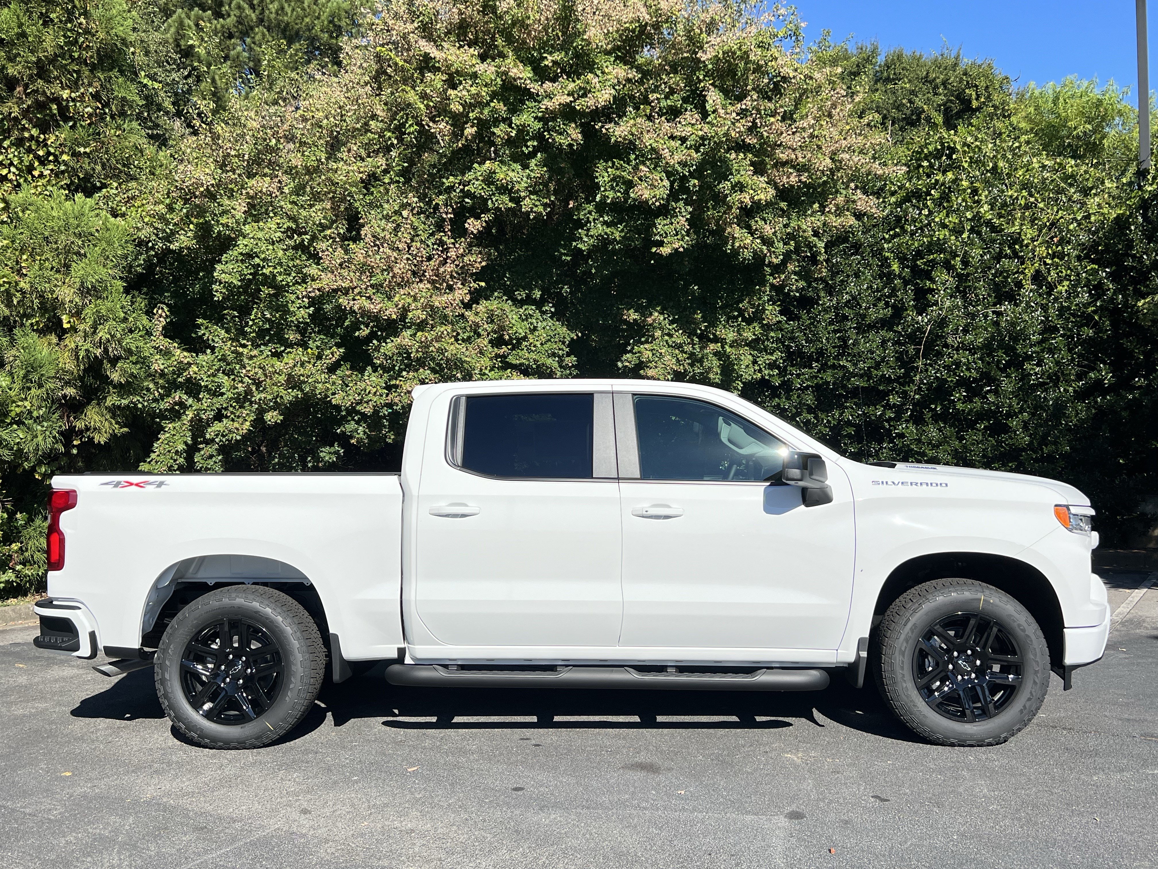 New 2026 Chevrolet Silverado 1500 RST w/ RST Select Package AWD/4WD image 10