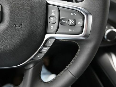 New 2026 RAM 1500 Big Horn AWD/4WD image 17