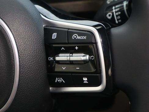 Used 2023 Kia Sorento EX w/ Panoramic Sunroof Package image 26