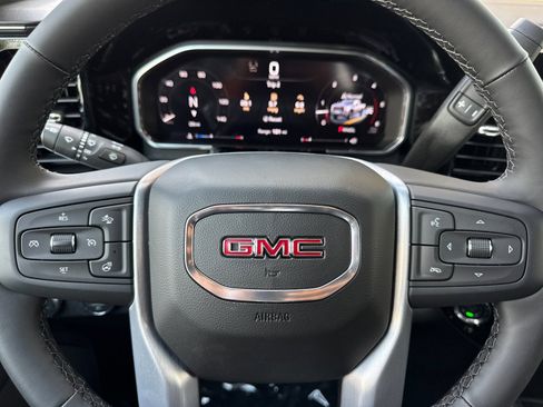 New 2026 GMC Sierra 2500 SLT w/ SLT Convenience Package AWD/4WD image 23