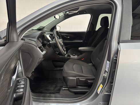 Used 2023 GMC Terrain SLE FWD image 13