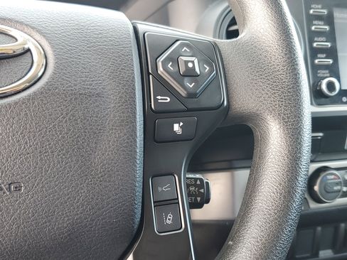 Used 2022 Toyota Tacoma SR image 23