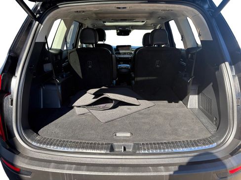 Used 2020 Kia Telluride SX w/ SX Prestige Package image 39