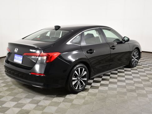 Certified 2023 Honda Civic EX image 6