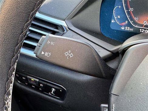 Used 2022 BMW X7 xDrive40i w/ Parking Assistance Package image 20