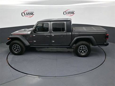 Used 2025 Jeep Gladiator Rubicon w/ Convenience Group image 15