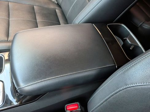 Used 2021 Kia Telluride EX w/ EX Premium Package FWD image 31