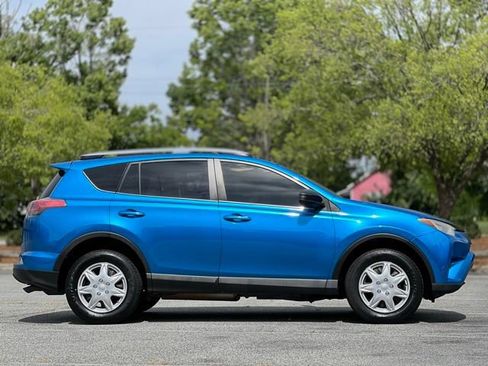 Used 2017 Toyota RAV4 LE w/ All Weather Liner Package FWD image 4