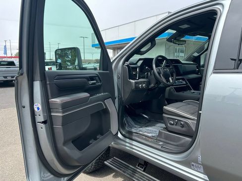 New 2026 GMC Sierra 2500 AT4X AWD/4WD image 12